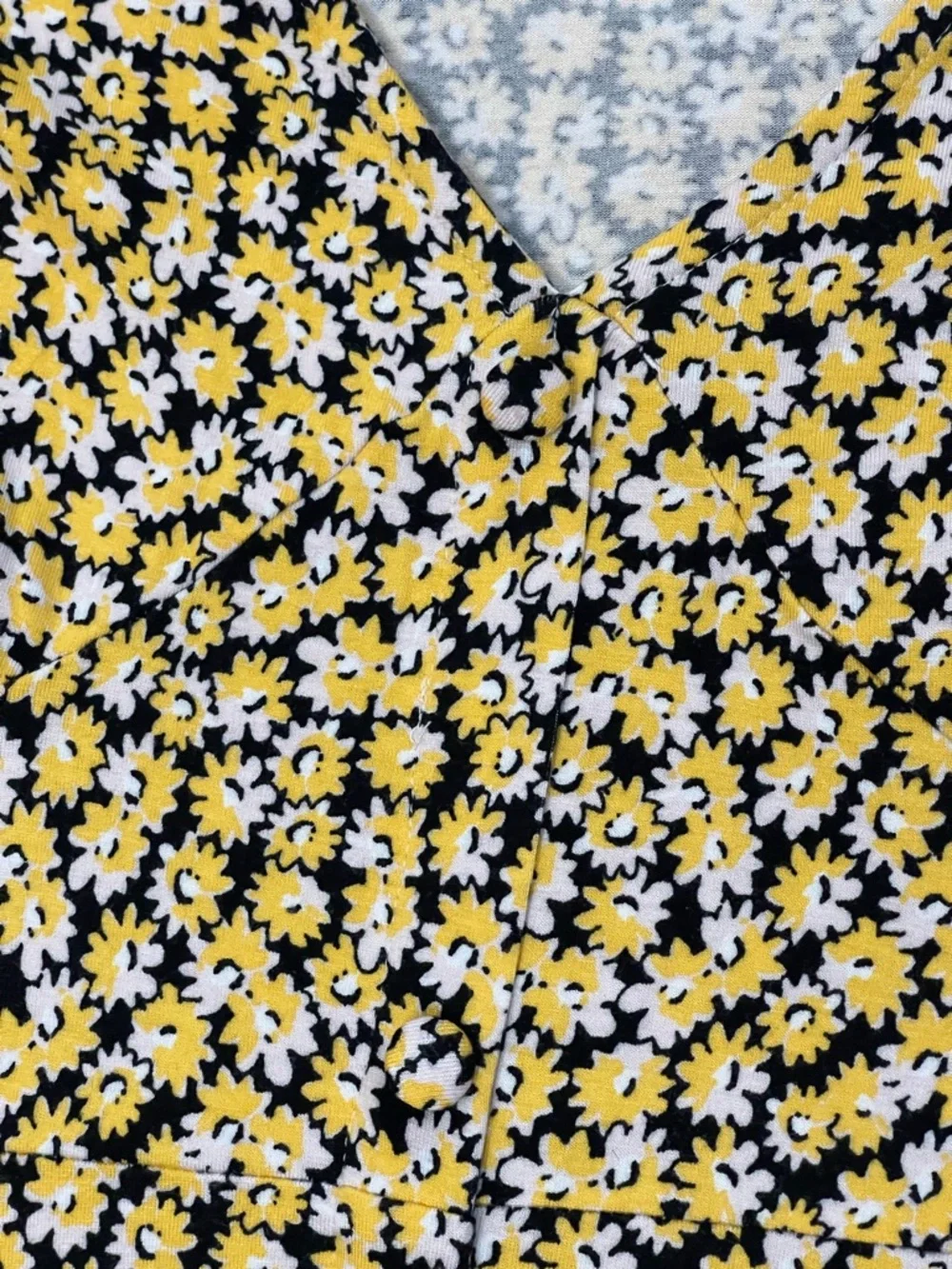 ASOS Curve Yellow Daisy Floral Button-Front Stretch Knit Double Split Maxi Dress - Picture 4 of 4